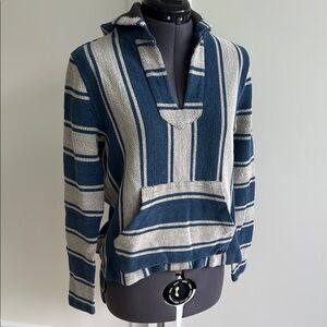 Faherty Gray and Blue Knit Sweater